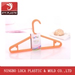 PLASTIC  CLOTH HANGER