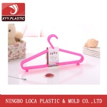 PLASTIC  CLOTH HANGER